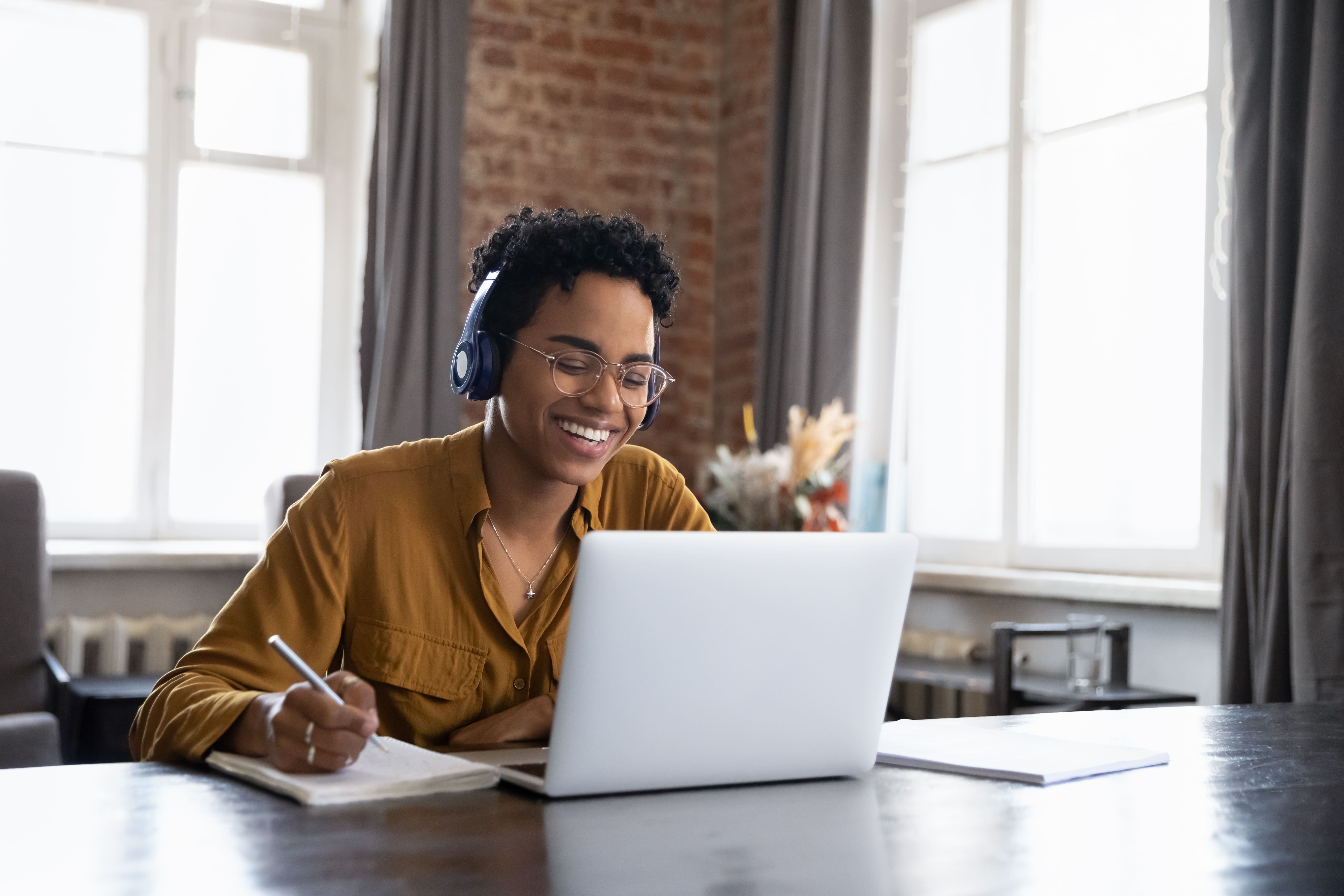 ventajas y desventajas de estudiar online